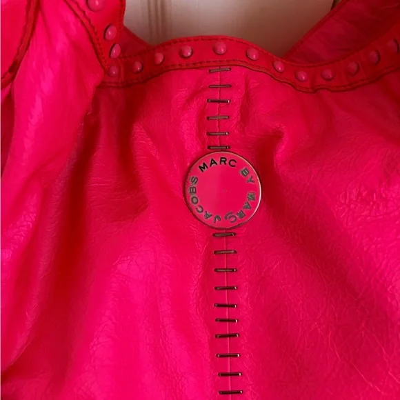 Marc Jacobs Hot Pink Studded Bucket Bag Crossbody Set  Lot - Picture 3 of 14